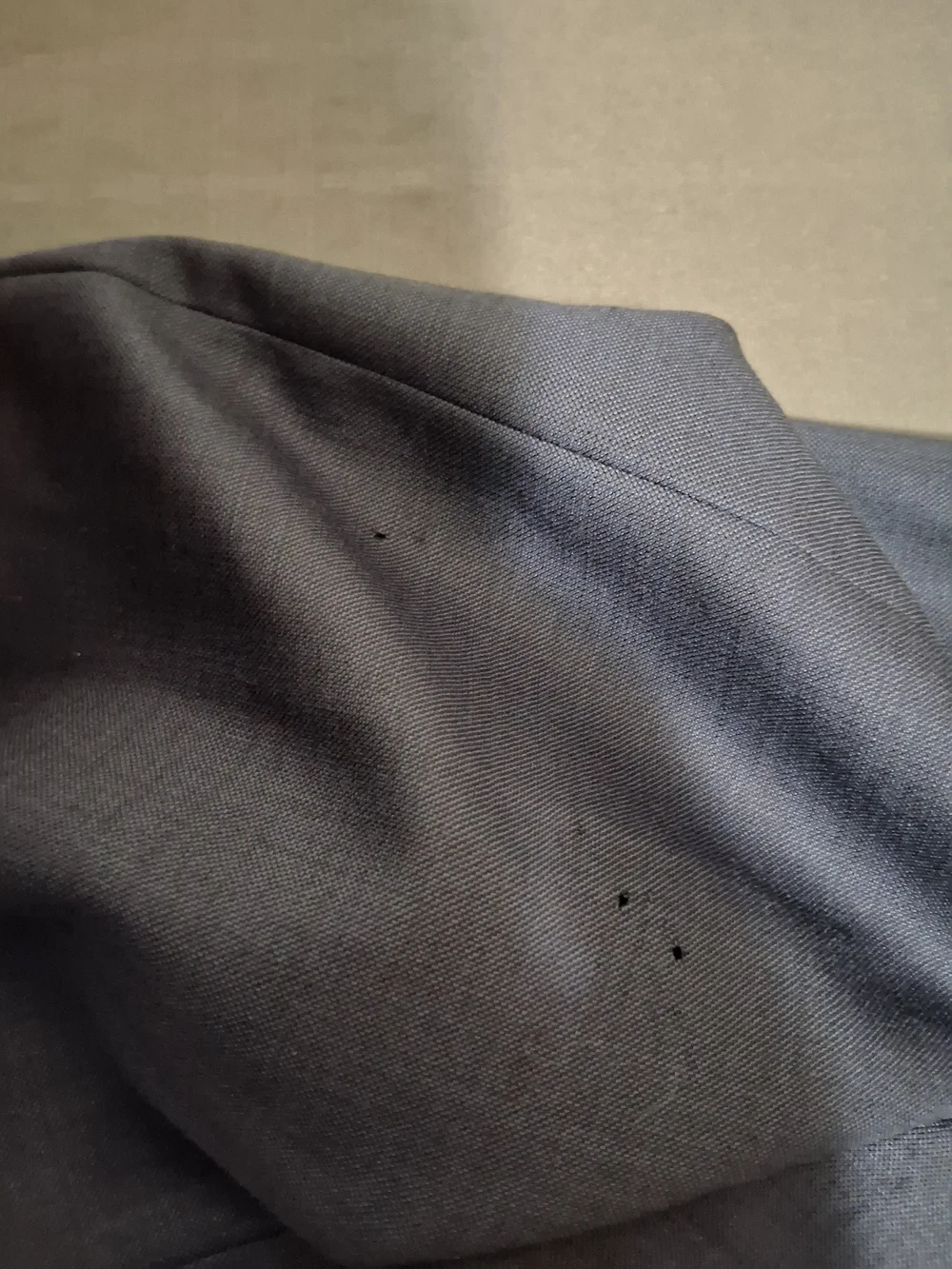 Men's RALPH LAUREN blazer, size 44L, 100% wool, navy blue.  Has some small holes